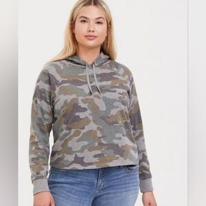 Like New torrid Plus Size Grey Camo Hoodie XL 1